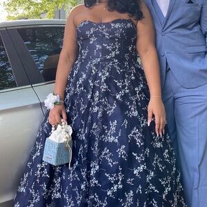 Beautiful Blue formal Dress